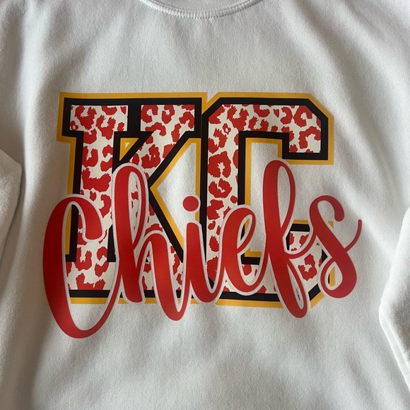 Kansas City Chiefs Sweatshirt - Picture 7 of 7